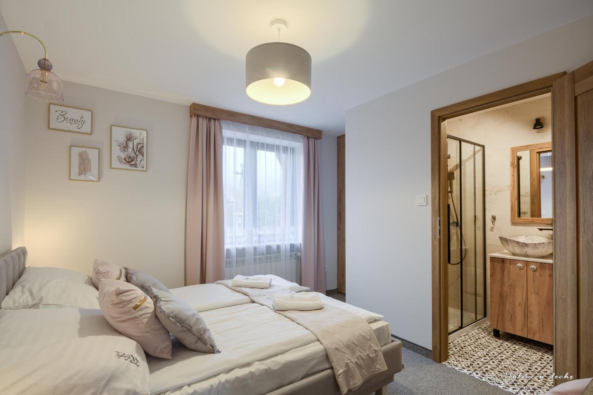 Tylicz W Deche Pokoje I Apartamenty Экстерьер фото