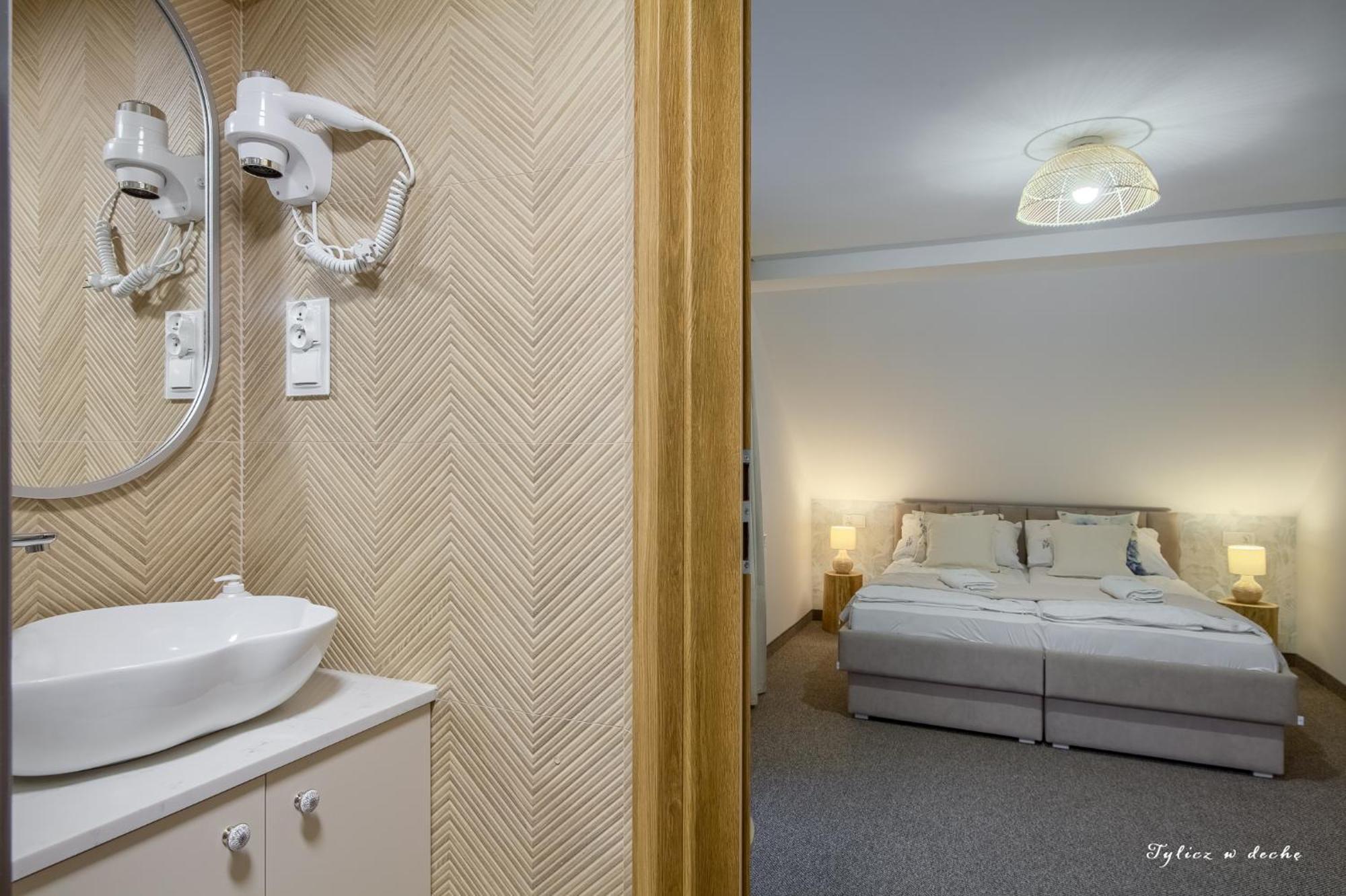 Tylicz W Deche Pokoje I Apartamenty Экстерьер фото