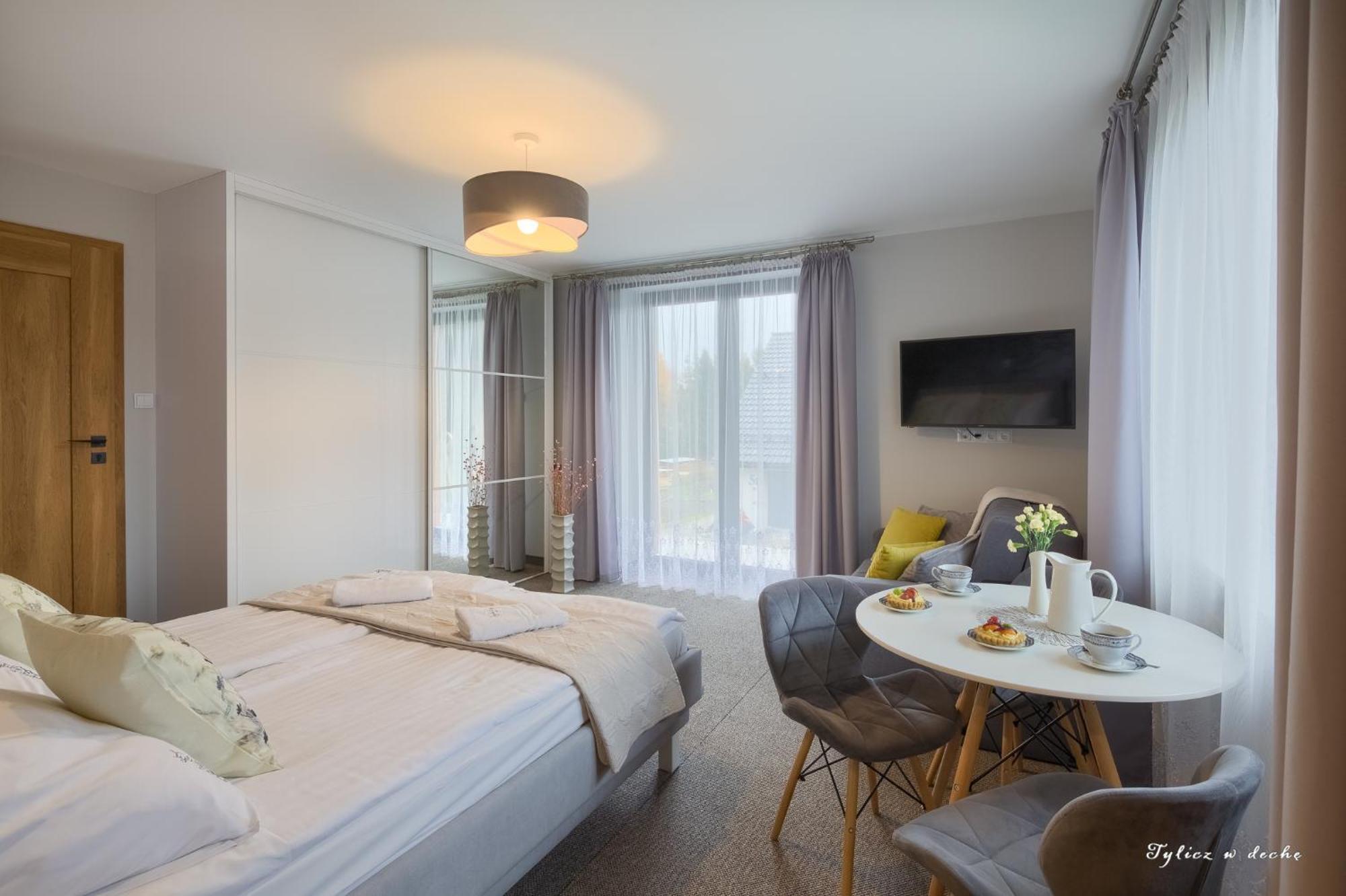 Tylicz W Deche Pokoje I Apartamenty Экстерьер фото
